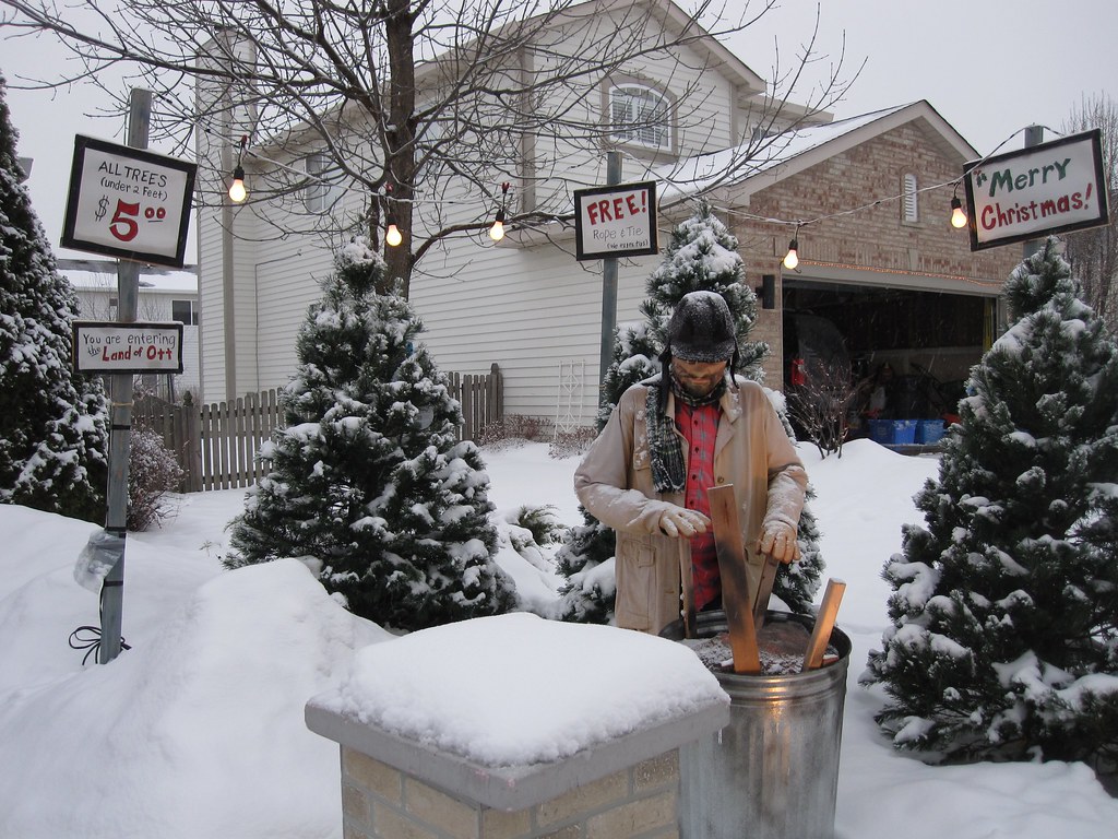 "A Christmas Story" Yard Display Ellen Bulger Flickr
