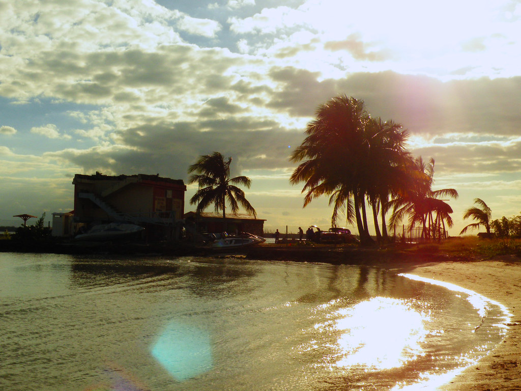 Ser (una Isla). Teatralidades Expandidas En La Escuela
