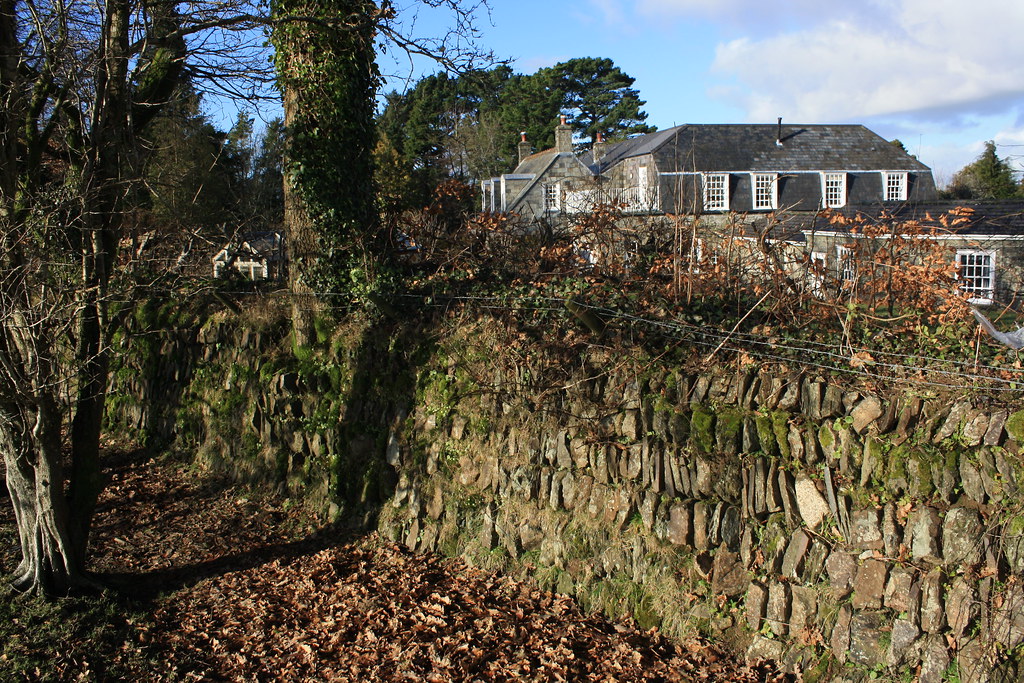 IMG_7025 Lutyens Littlecroft House, Down Road, Tavistock, … Flickr