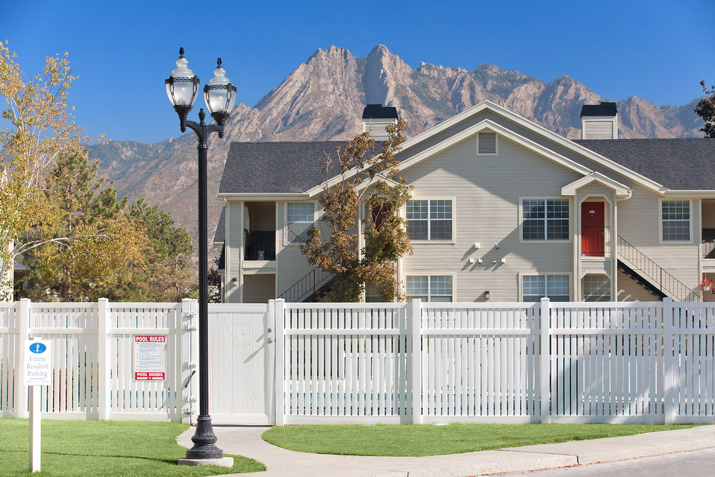 Stillwater Apartments Stillwater Apartments 5560 S. Vine S… Flickr