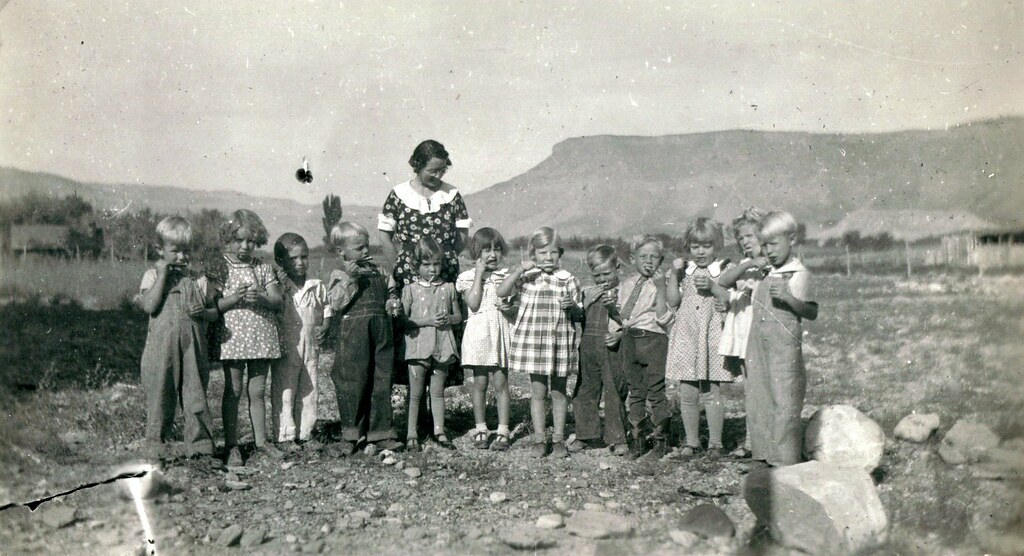image Ruth Fulton and children with toothbrushes Emery County