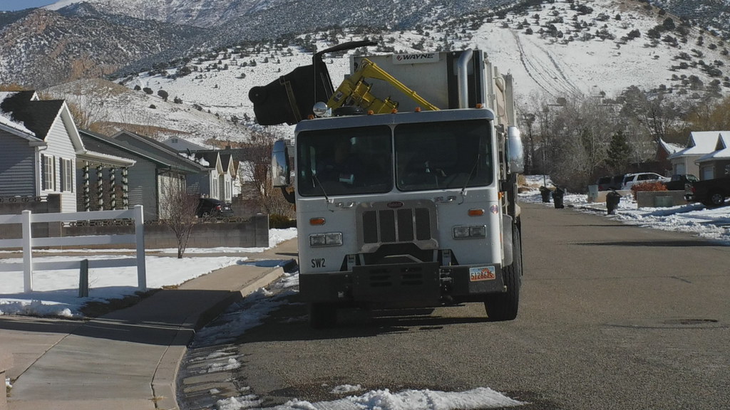 Cedar City Wayne Curbtender G4 in snow Cedar City, UT 12/2… Flickr