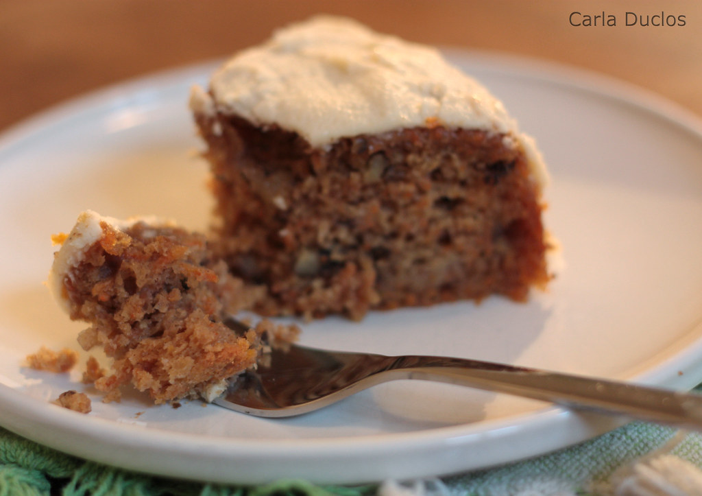 Bolo de cenoura com banana e nozes Receita publicada em w… Flickr