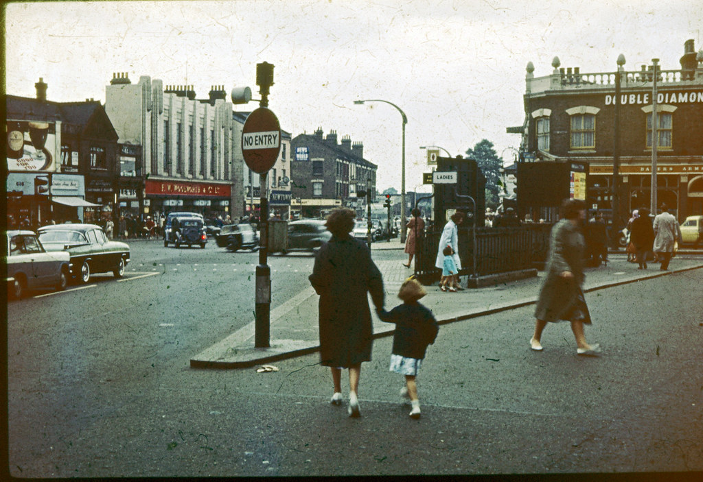 Lost Leyton 13 of 29 Bakers Arms Junction early 1960s Flickr