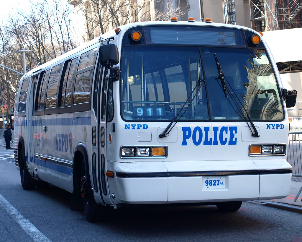 PCAR NYPD Police Transportation Bus, Upper East Side, New … Flickr