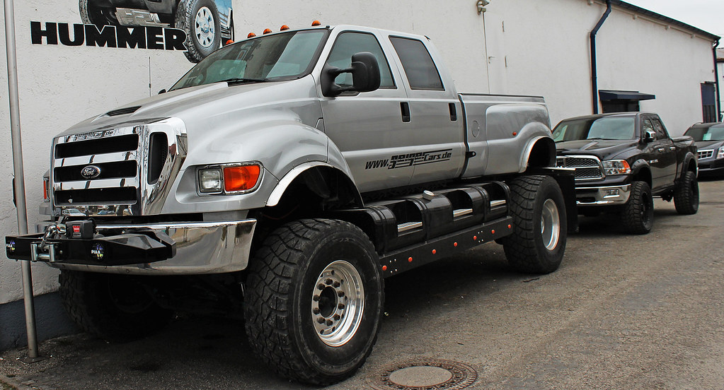 Ford F650 VS. Lifted Dodge Ram Ford F650 Super Truck VS.… Flickr