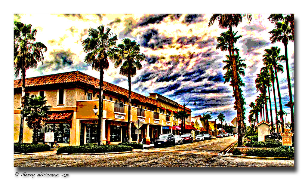 Impression of East Venice Ave. A very interesting (archite… Flickr