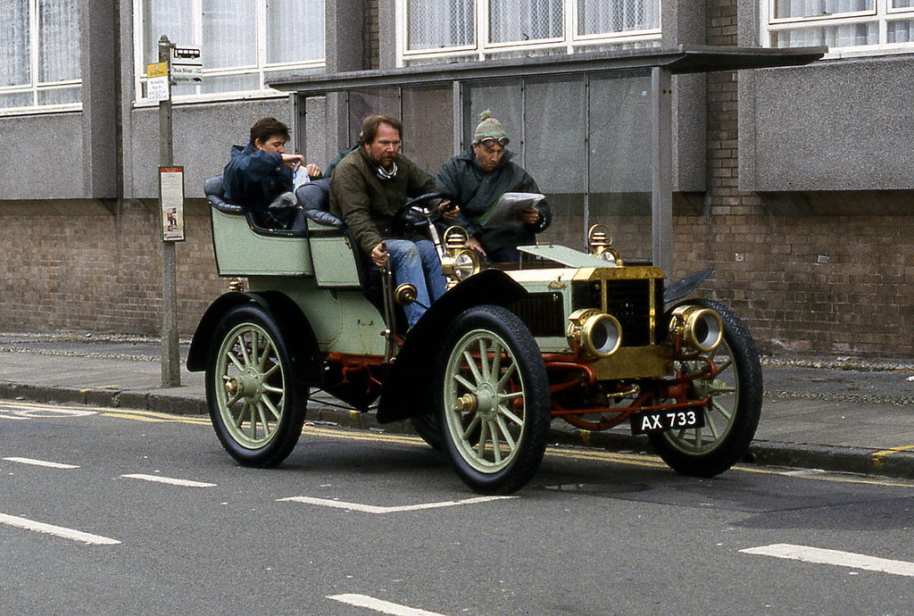 avon old car in bristol 94 JL a photo on Flickriver