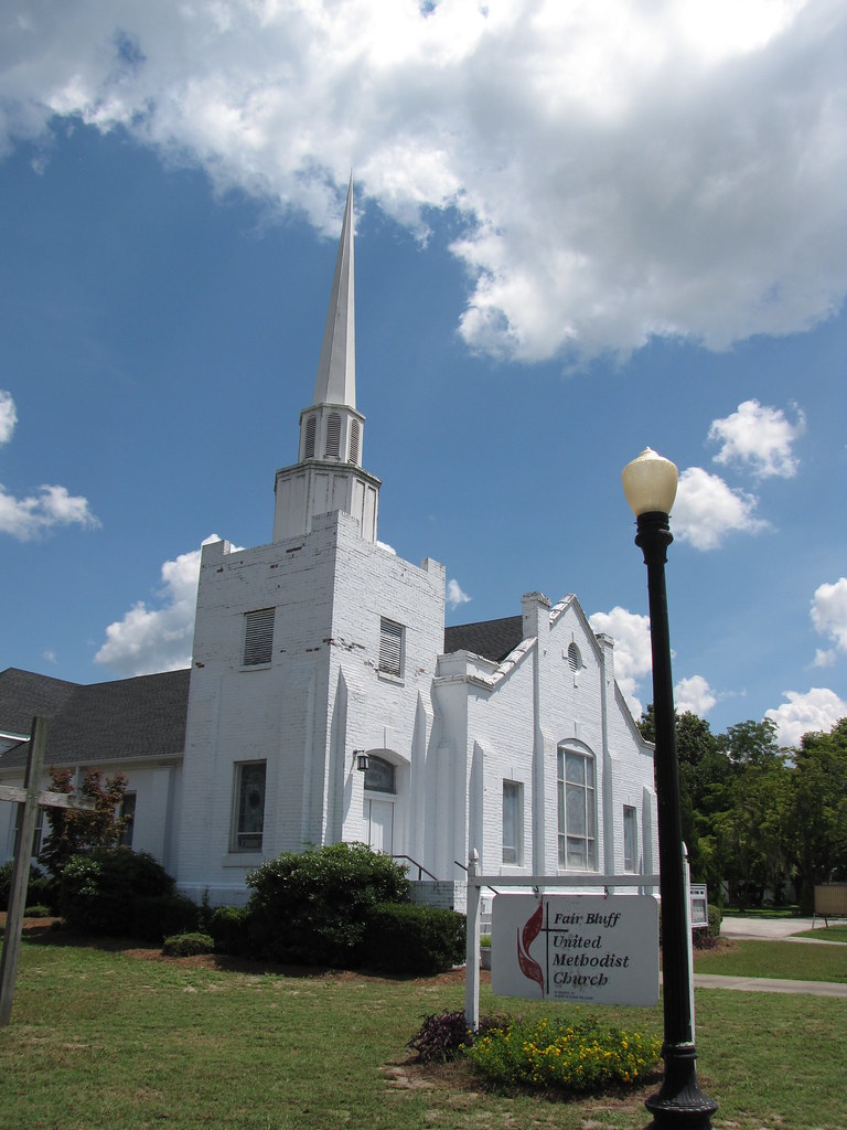 Fair Bluff United Methodist Church Fair Bluff is a small t… Flickr
