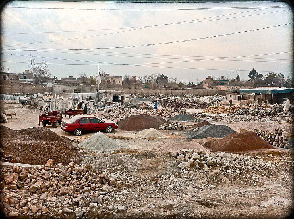 Gravel/Masonry Yard Across from Taj Peretz Partensky Flickr
