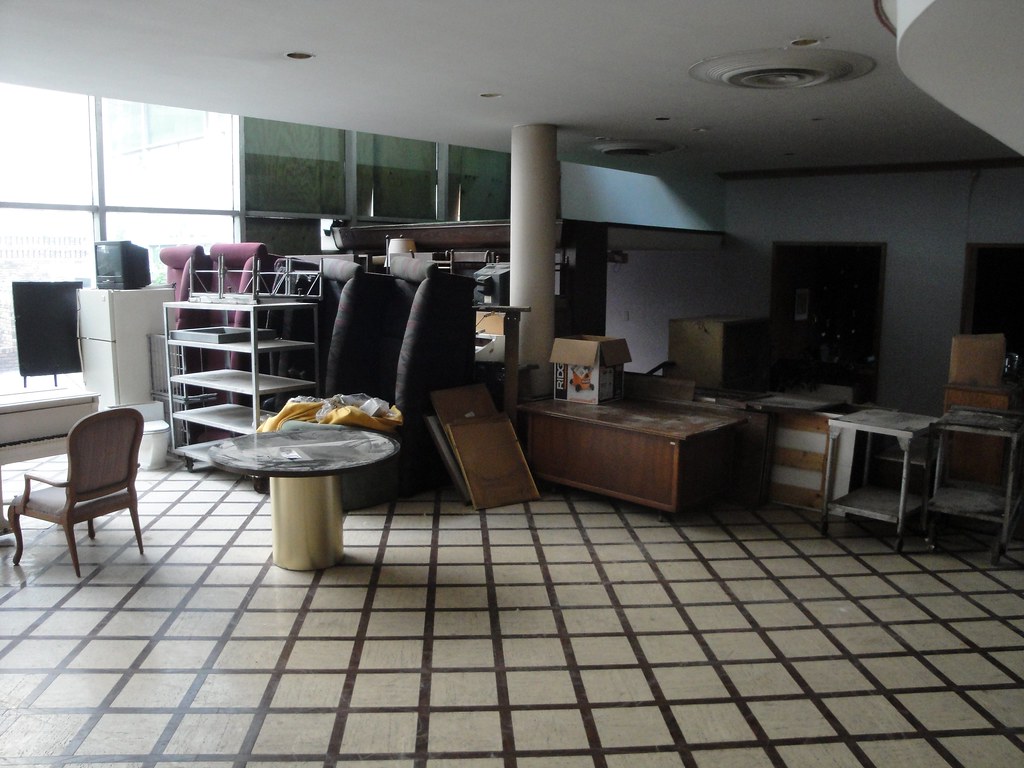 Furniture Old furniture awaiting removal. Noah Jeppson Flickr