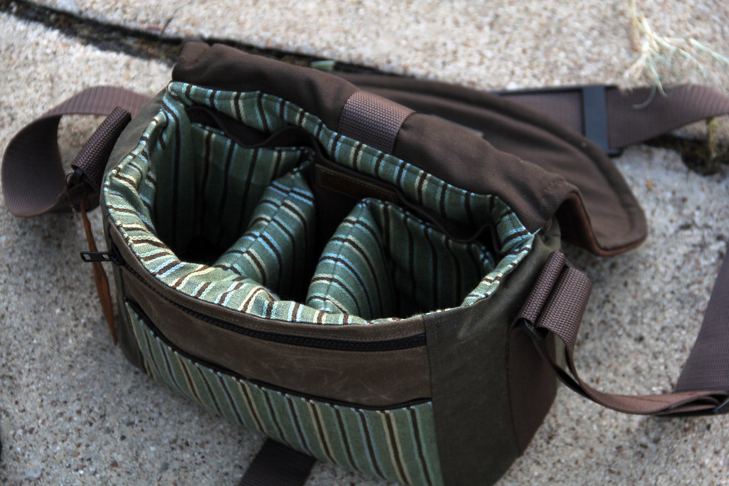 Porteen Gear Camera Bag Inside Empty The inside of the P… Flickr