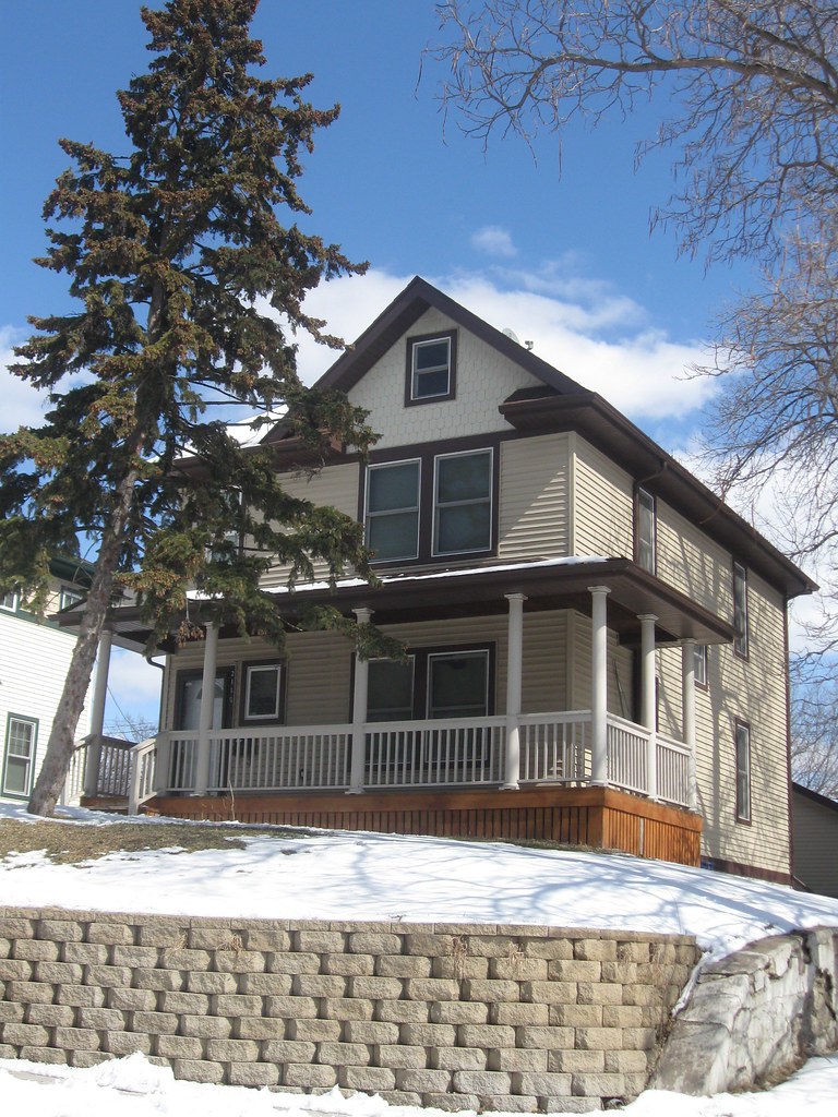 IMG_4920 North Mpls homes 3/2011 audadvnc Flickr