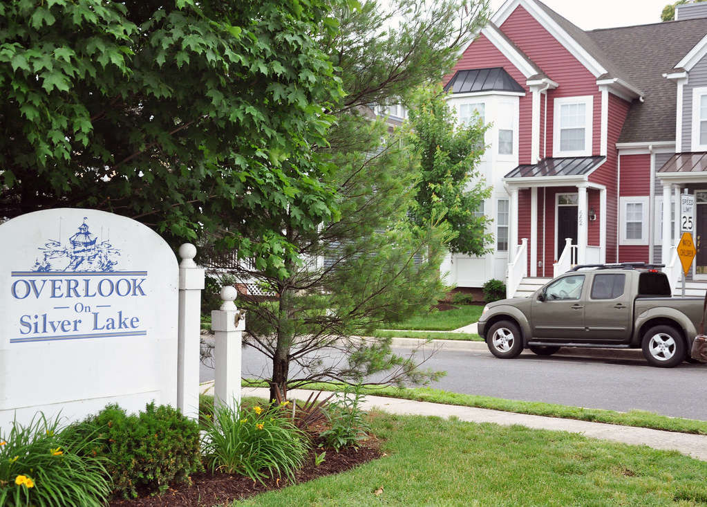 Overlook on Silver Lake 6 Delaware_By_Design Flickr