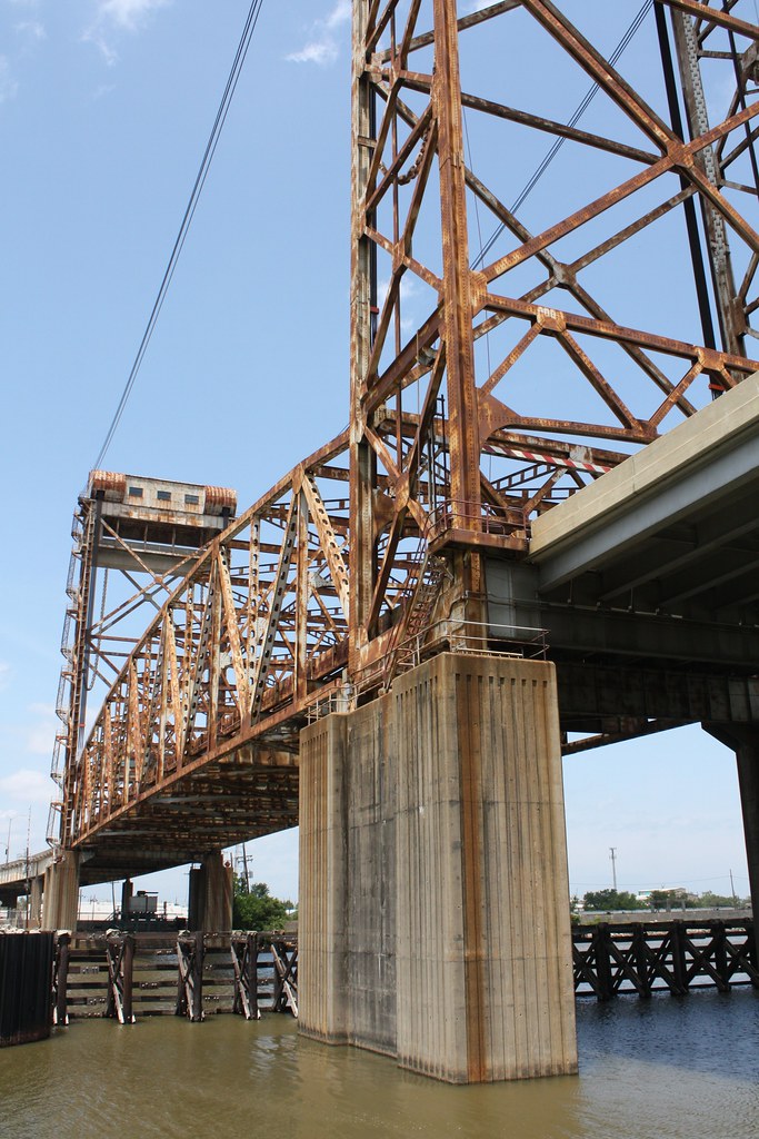 Claiborne Avenue Bridge (New Orleans, Louisiana) Claiborne… Flickr