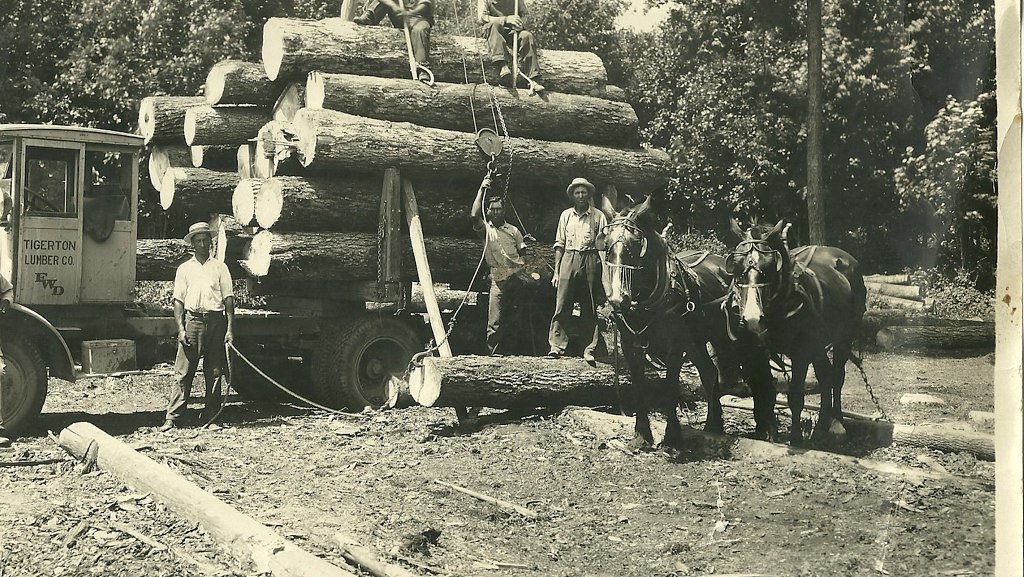 first FWD truck Tigerton Lumber Company owned Herman Damra… Flickr