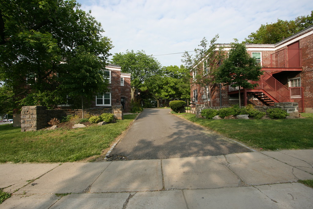 Forestdale, 6735 112th St, Forest Hills, NY Michael Perlman Flickr