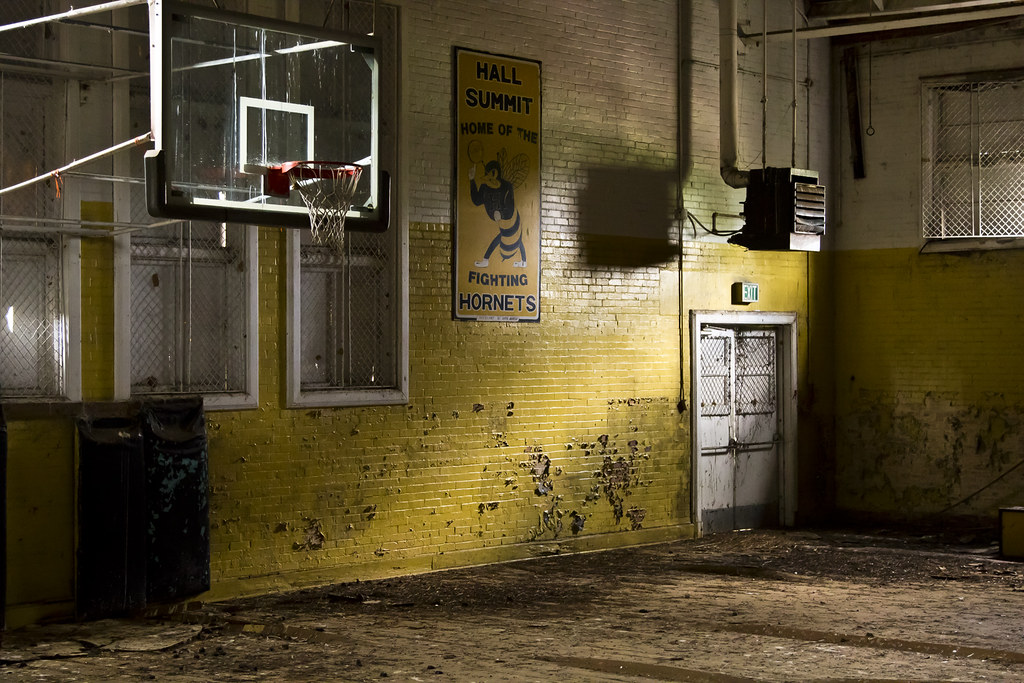 Pride Hall Summit School The basketball nets remain… Flickr