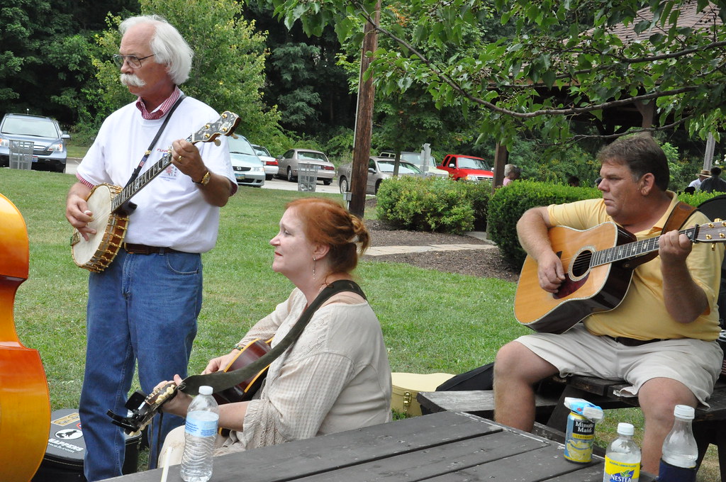 DSC_0139 Munroe Falls, Ohio photo by Guy Merentette Flickr