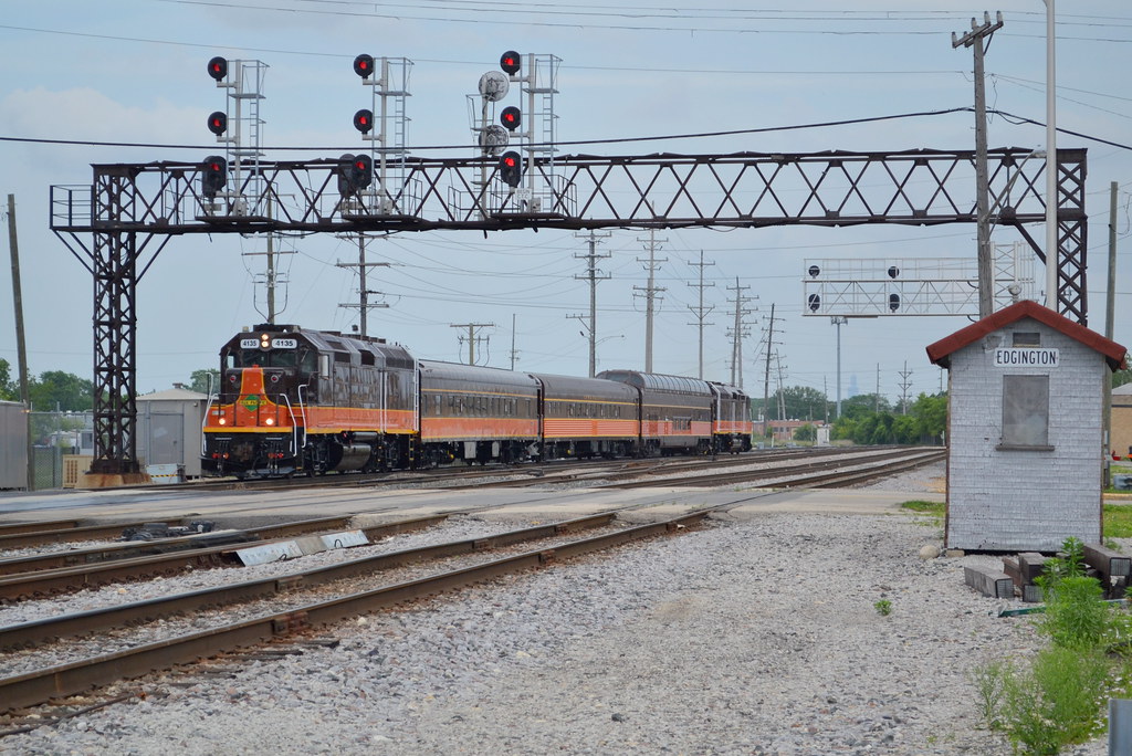 Departure time After Railroad Daze, the Iowa Pacific train… Flickr