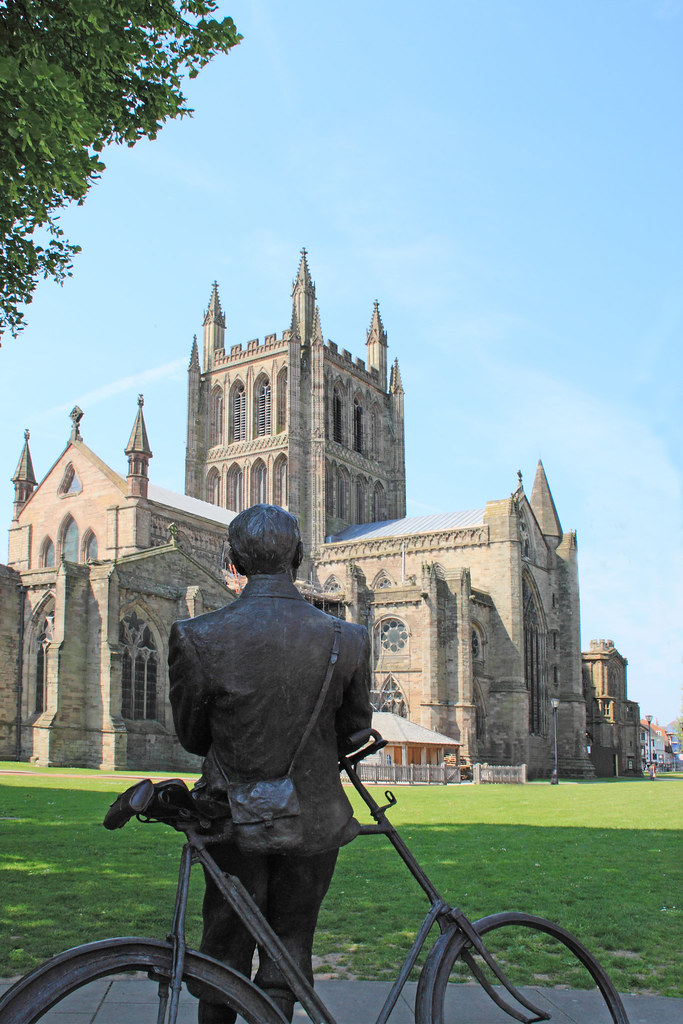 Elgar and Cathedral at Hereford The composer Edward Willia… Flickr