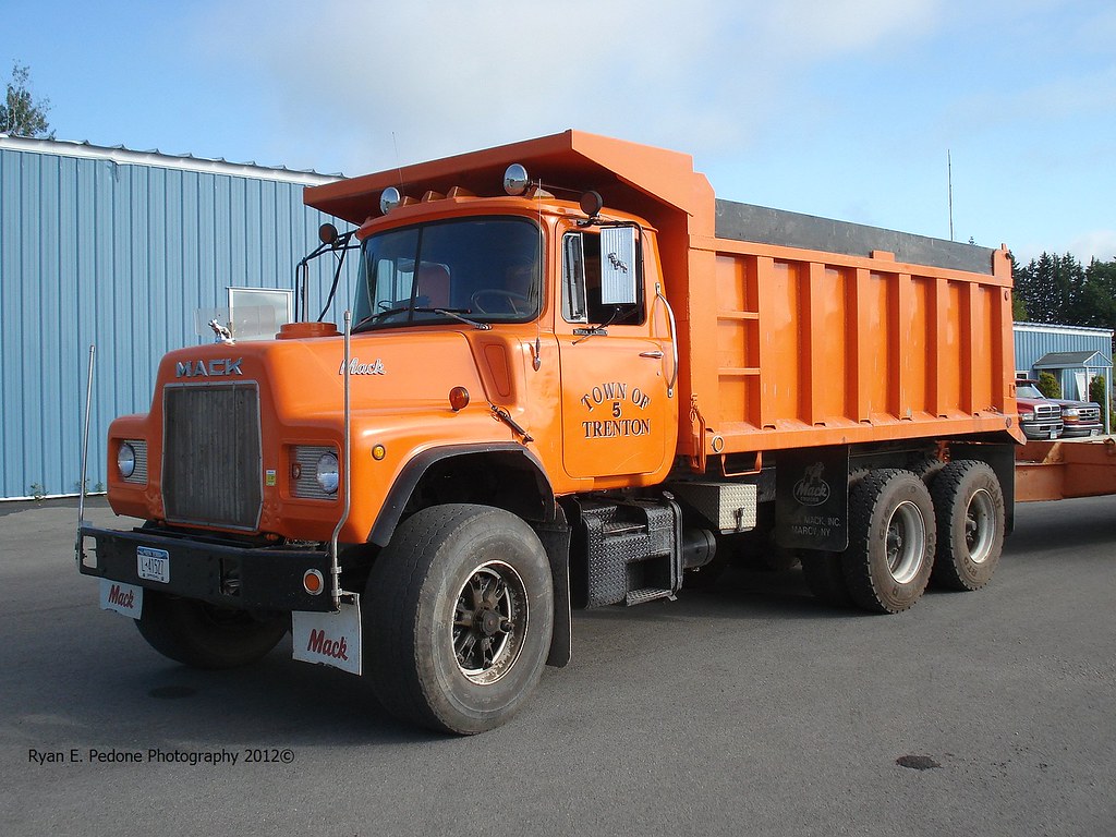 Town of Trenton DM600 dump truck RyanP77 Flickr