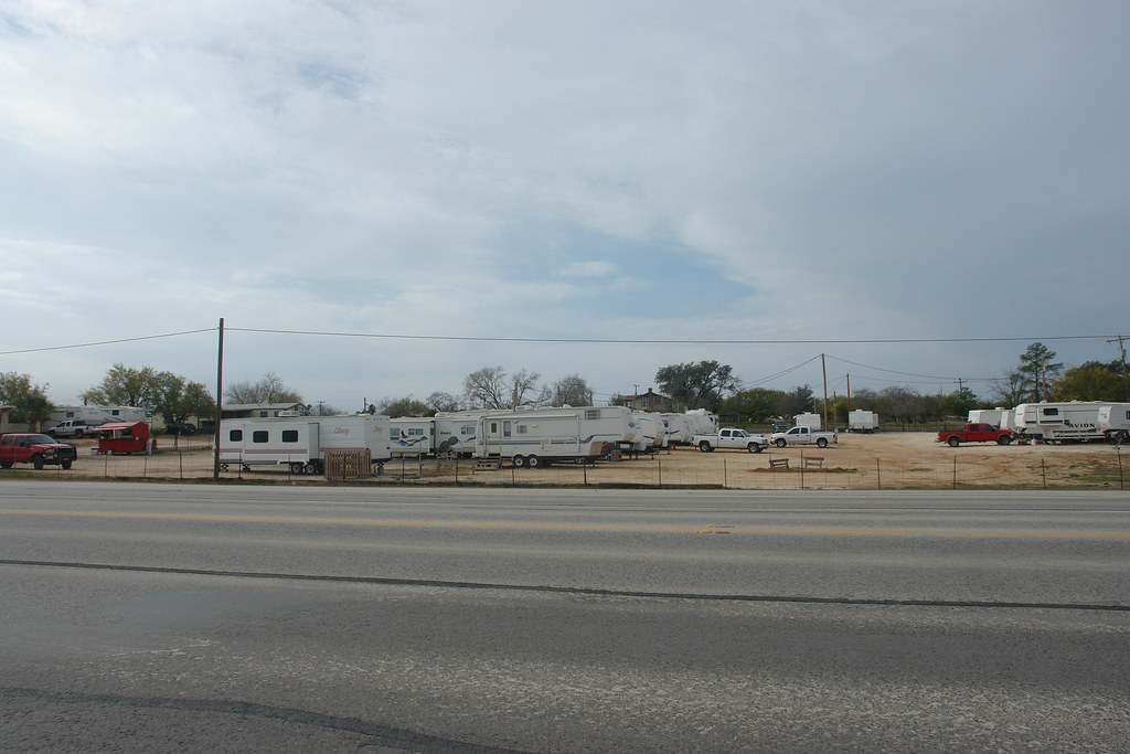 Carrizo Springs RV Park 01 [ PHOTO by Harold Hunt REAL E… Flickr