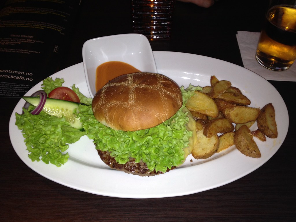  Silver bullet A Cajun burger! Like_the_Grand_Canyon Flickr