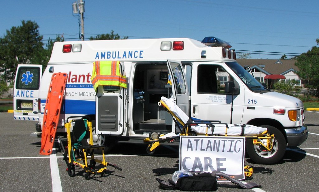 Atlantic Care EMS Atlantic County NJ Ford ESeries Amb… Flickr