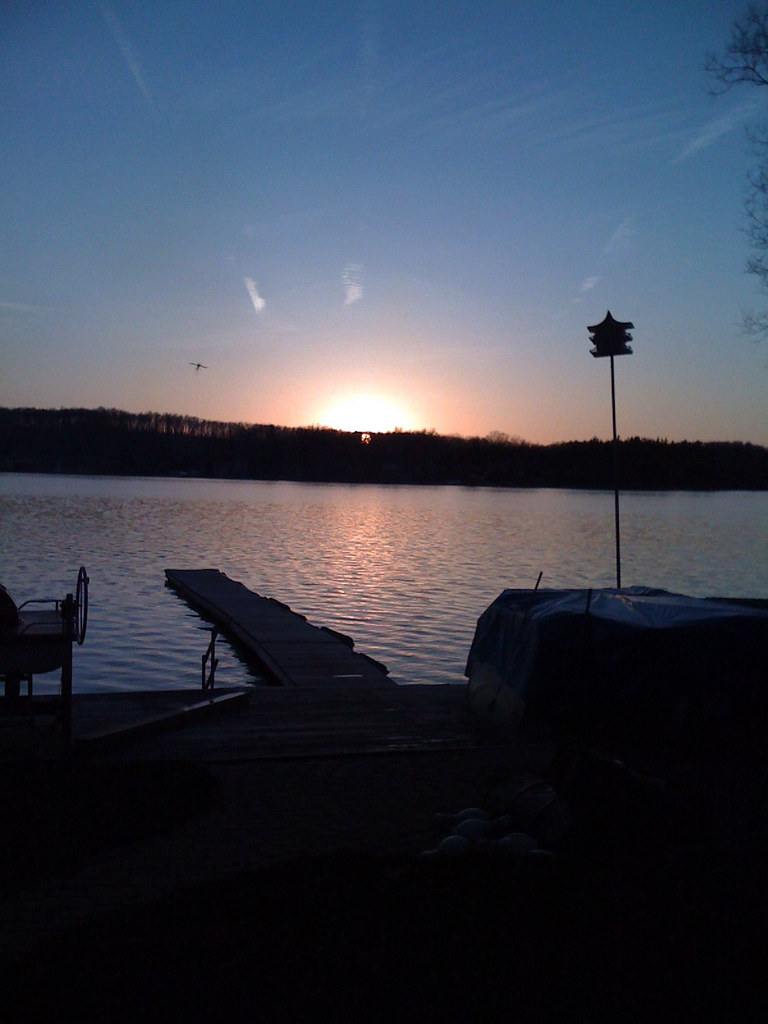 Maceday Lake at sunset 2008ish mikedhealy Flickr