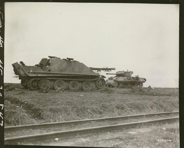 Jagdpanther destroyed by American antitank gunfire near H… Flickr