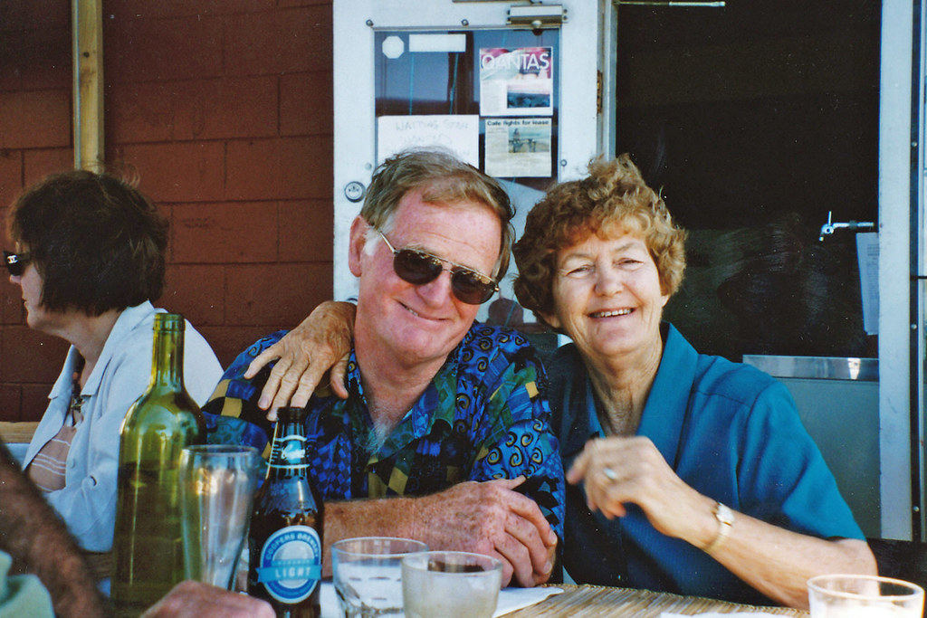 20041 Arthur & Elaine at C's 40th Chris Hutchinson Flickr