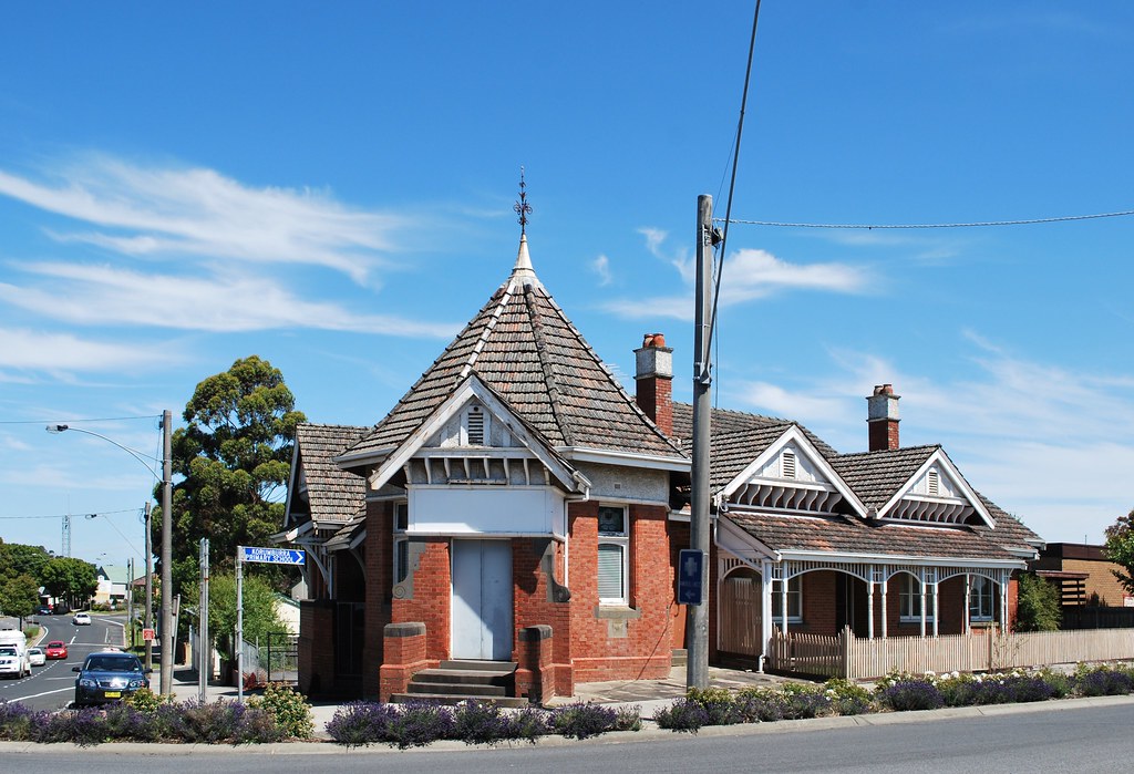 Korumburra Post Office Former post and telegraph office at… Flickr