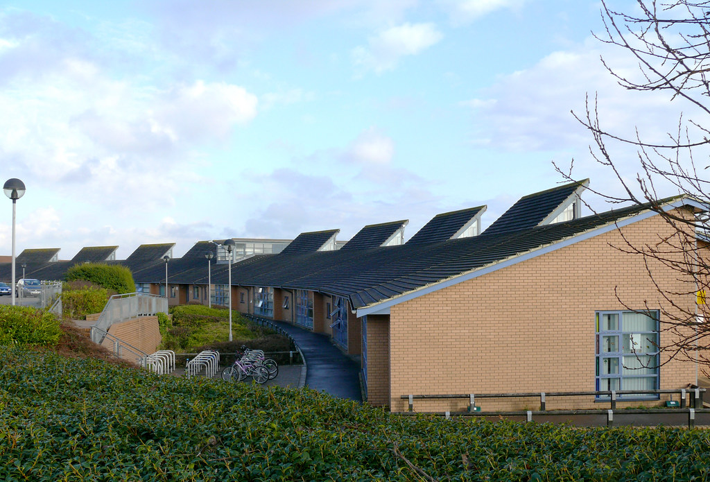 Bucks County Council Architects, Emerson Valley School, Milton Keynes