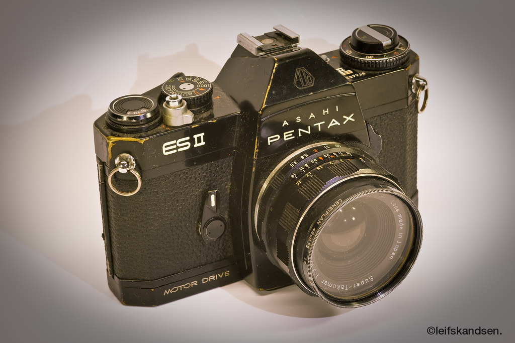 Asahi pentax Pentax ES II Motor driven. Super Takomar lens… Leif