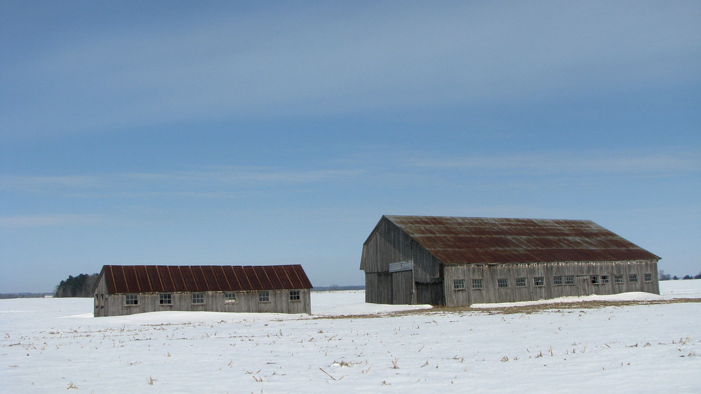 SaintBernarddeMichaudville, Québec La grange et sa peti… Flickr