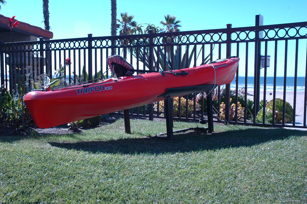 DSC_2587 Kayak, Embassy Suites hotel, Oxnard, California. Martin