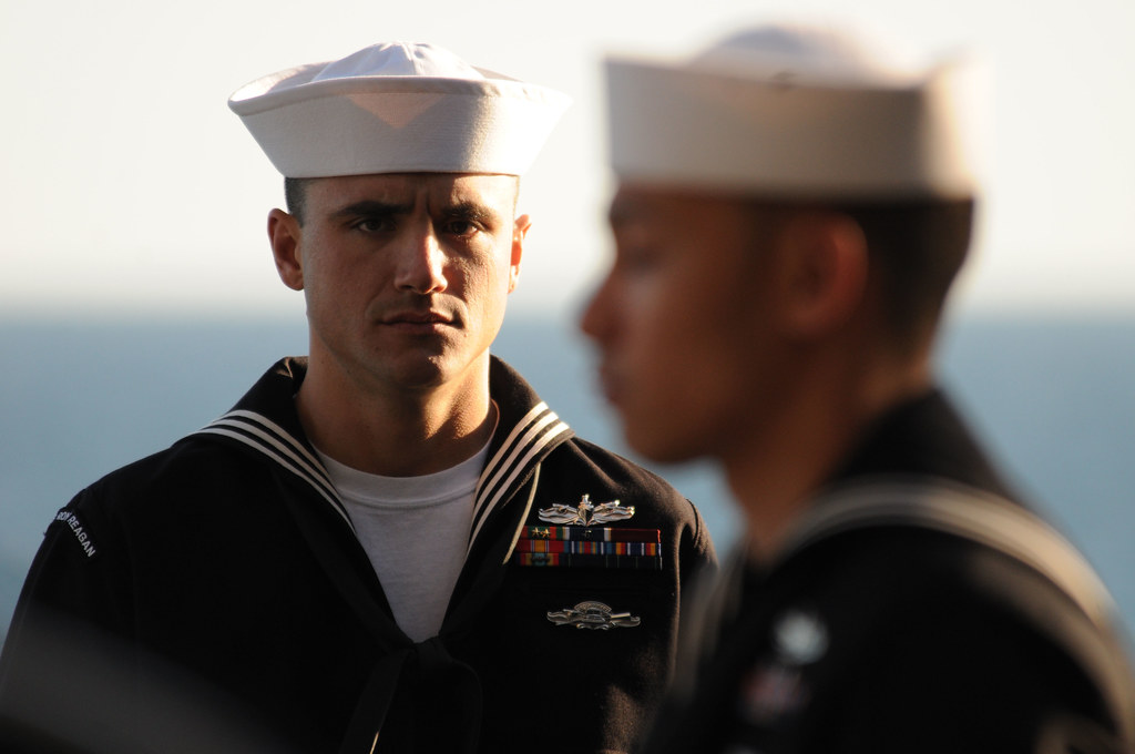 PACIFIC OCEAN (Feb. 14, 2011) Boatswain's Mate First Cl… Flickr