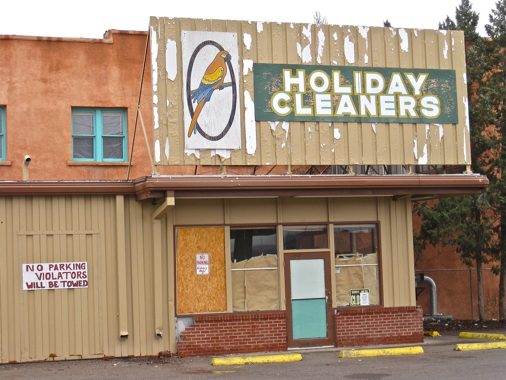 Holiday Cleaners, Gallup, NM Holiday Cleaners, 500 West Hi… Flickr