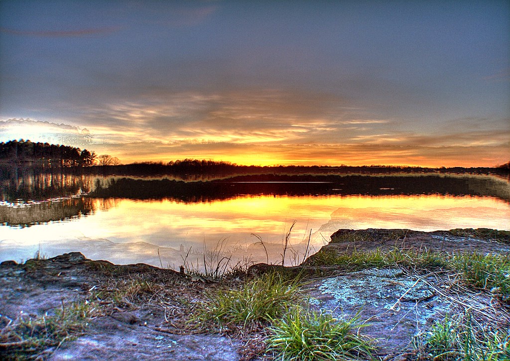 Crab Orchard Lake Sunset HDR. 5 exposures at 1 interval ea… Flickr