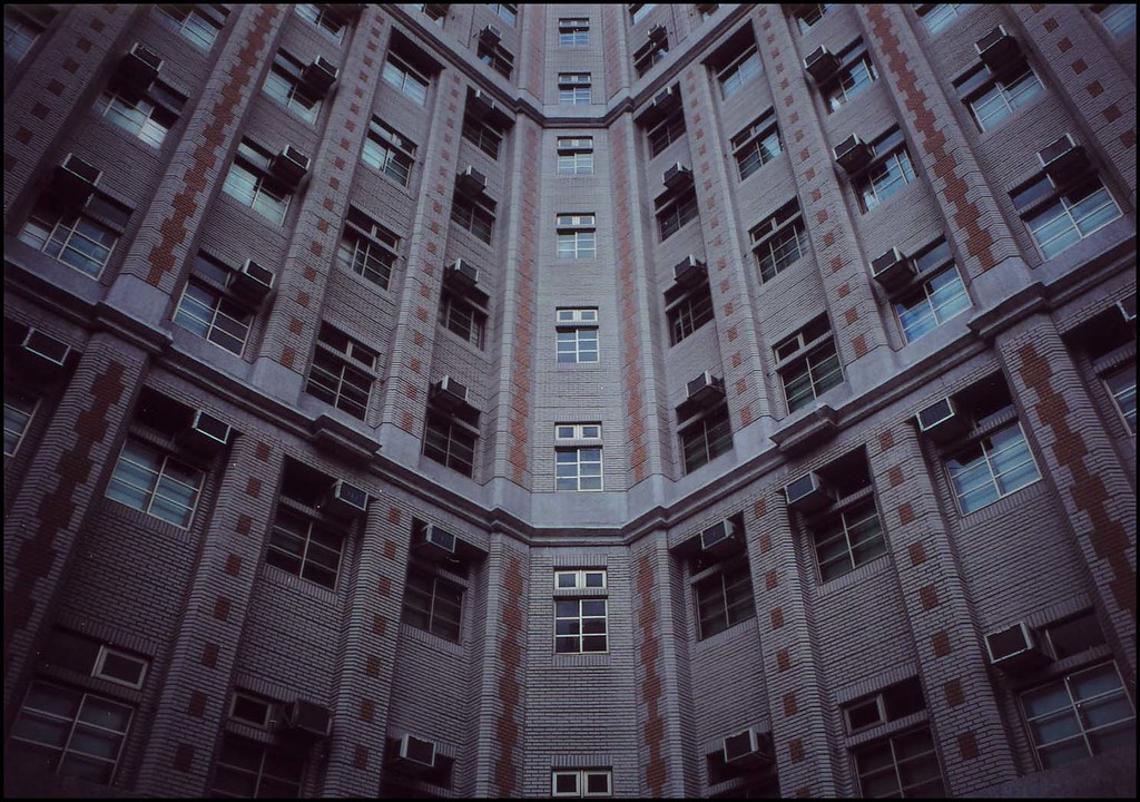 apartment Taichung Taiwan Yoshita / iryotagram Flickr