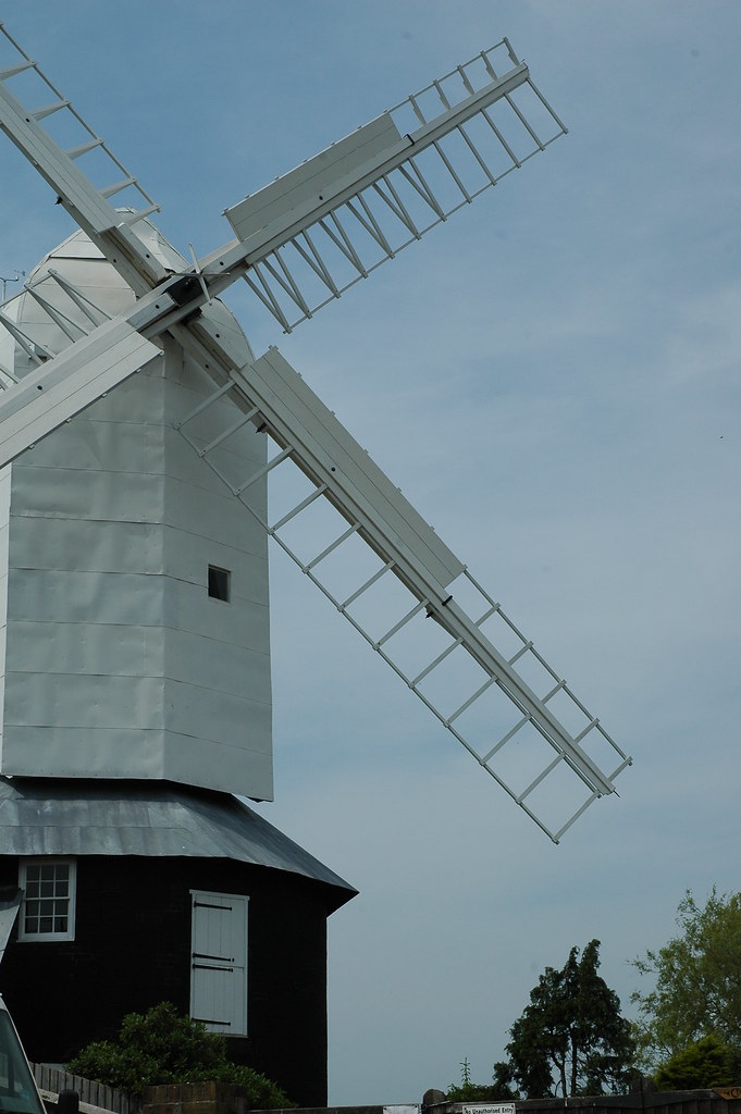 Windmill. E. Sussex ( Bexhill ) 11th June 2006 Driving hom… Flickr