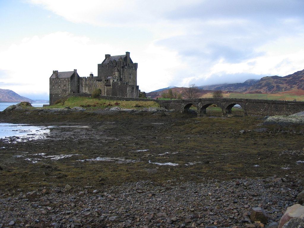Eilean Donan Castle In northwest Scotland The Poss Flickr
