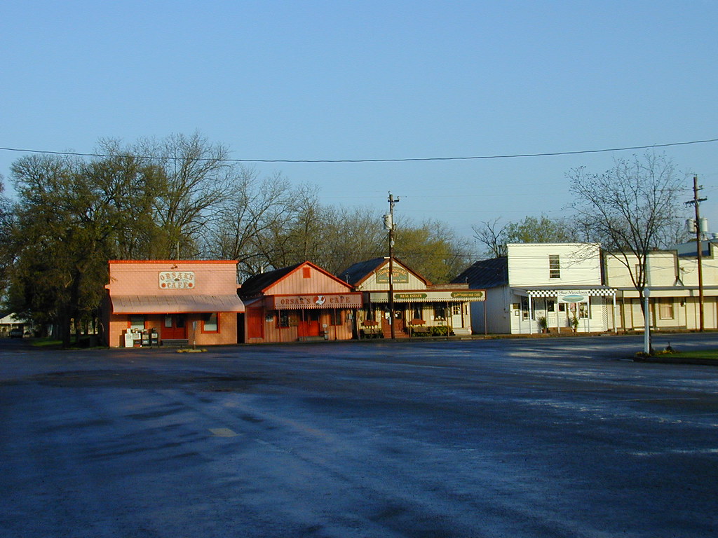 Town Square, Fayetteville, TX P3120954 David Stall Flickr