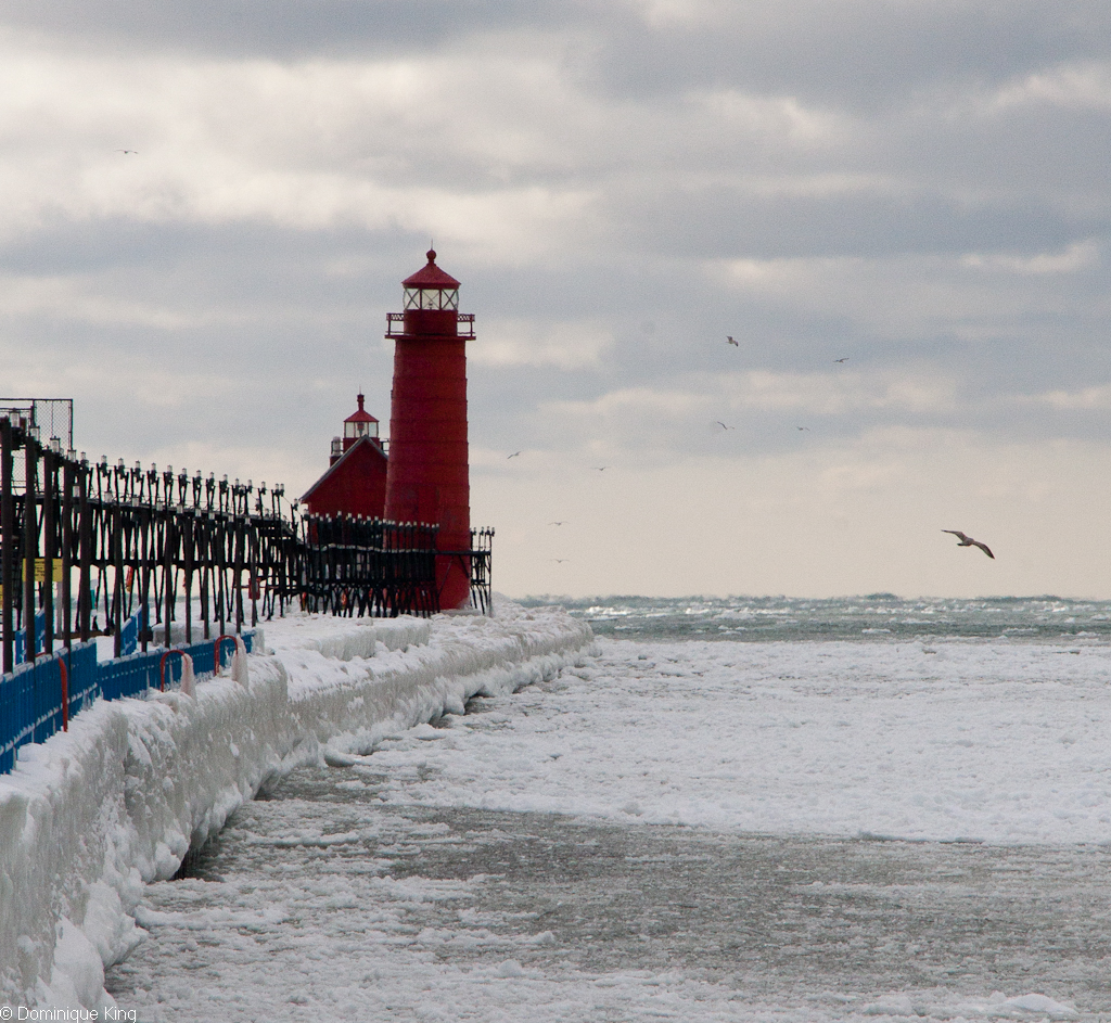 DDK_20110208_0014.jpg Grand Haven Lighthouse, Grand Haven,… Flickr