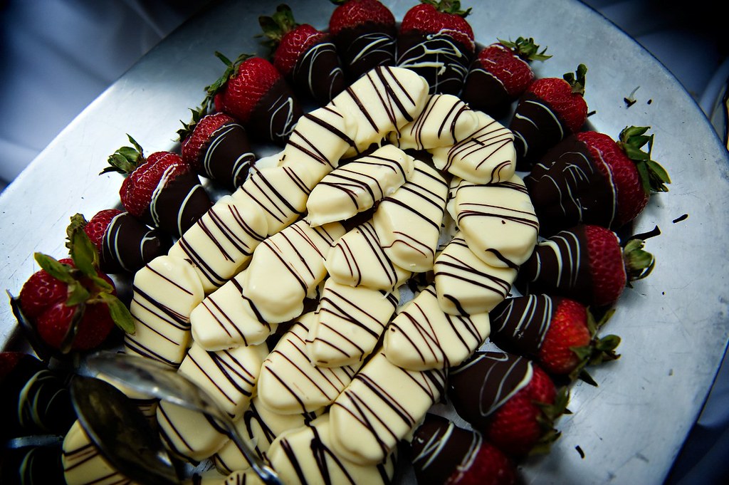 White Chocolate Dipped Pineapple and Dark Chocolate Dipped… Flickr