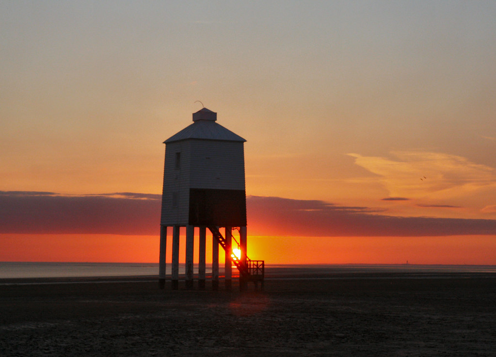 Burnham on Sea sunset. ricsrailpics Flickr