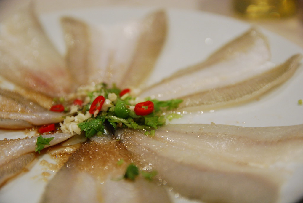 Chilli, Garlic, Coriander, Sugar, Fish Sauce Silver Whit… Flickr
