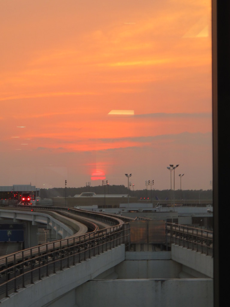 Houston airport, terminal D amelia Flickr