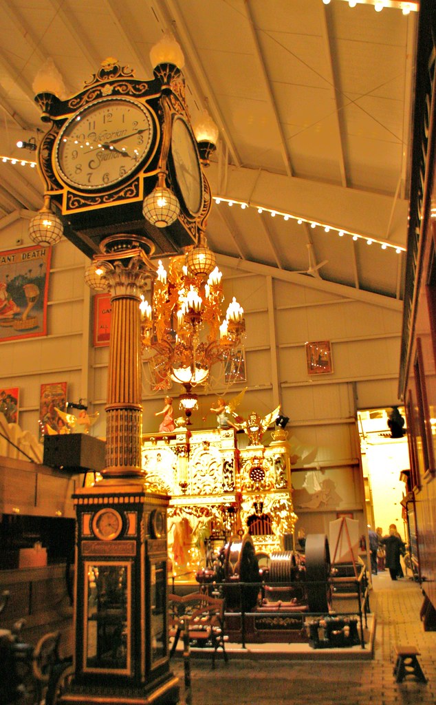 1282 Joseph Mayer Cast iron street clock weighing over 8,… Flickr